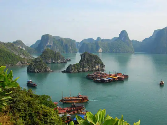 Top 10 Vịnh Biển Đẹp Nhất Việt Nam - Du Lịch Biển Đảo