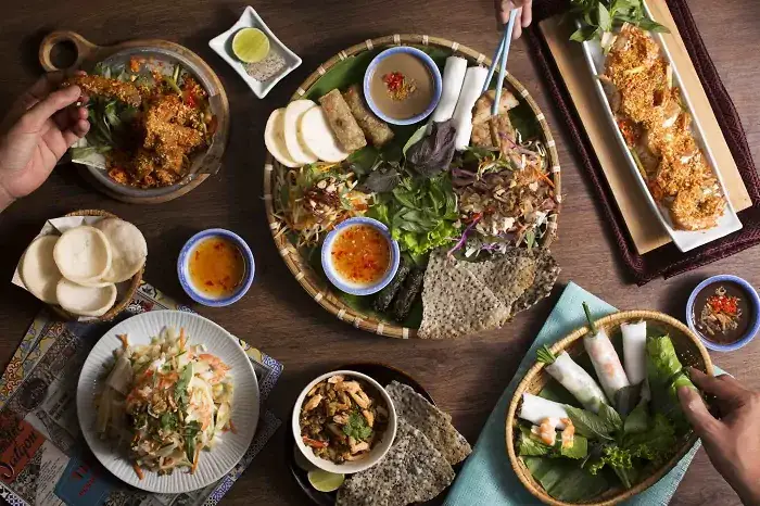 Những Nét Đặc Trưng Trong Ẩm Thực Ba Miền Bắc - Trung - Nam ...