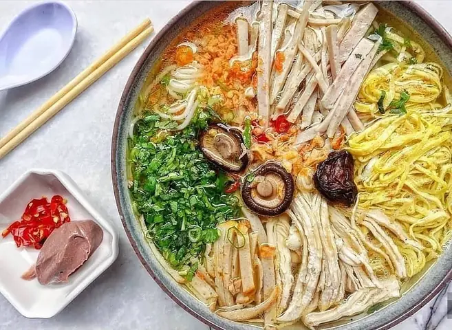 Từng Con Đường, Mỗi Câu Chuyện, Từng Món Ngon Được Hé Lộ Qua Bữa Ăn Sáng Phố Cổ Hà Nội