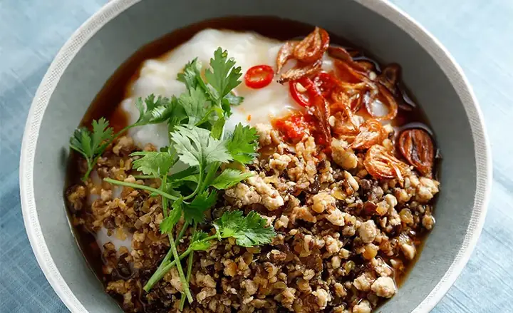 Bánh Đúc Nóng Ngọc Anh – Hương Vị Truyền Thống Hà Nội