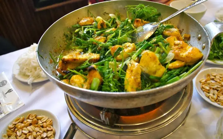 Chả Cá Lã Vọng – Món Ăn Nổi Tiếng Không Thể Bỏ Qua