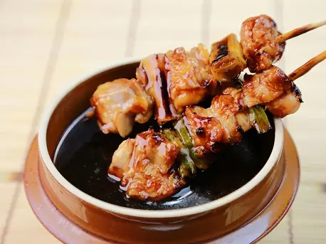 Thịt Xiên Nướng Hà Nội – Gợi Ý 13 Địa Chỉ Vừa Ngon Vừa Rẻ Thịt Xiên Nướng Hà Nội – Gợi Ý 13 Địa Chỉ Vừa Ngon Vừa Rẻ
