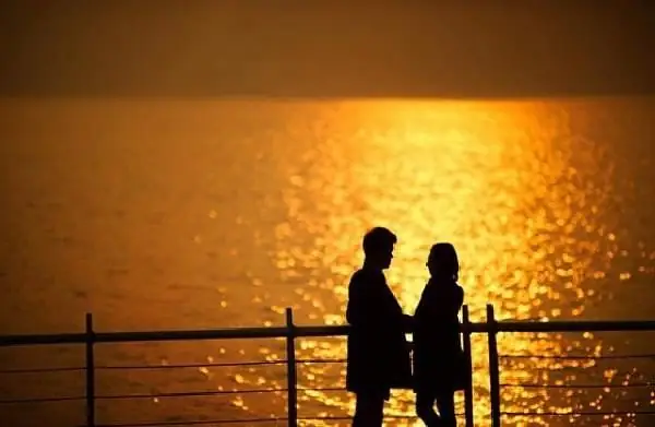 Hình Ảnh Cho Ảnh 2 Người Ngắm Hoàng Hôn: Hình Ảnh Cho Ảnh 2 Người Ngắm Hoàng Hôn: