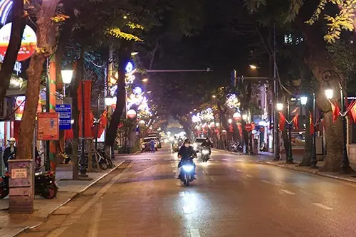 Người Dùng Muốn Tìm Kiếm Những Hình Ảnh Đẹp Về Đường Phố Hà Nội Trên Google.