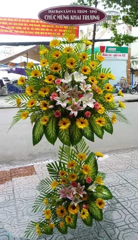 Làm Thế Nào Để Lựa Chọn Một Lẵng Hoa Chúc Mừng Ngày 20/11 Thật Đẹp Và Ý Nghĩa?