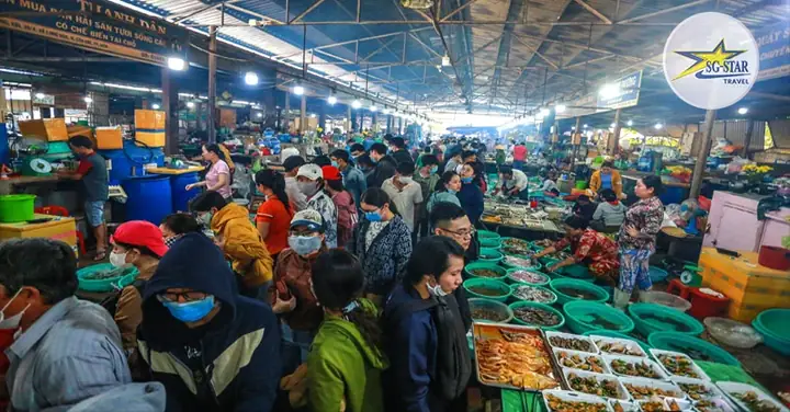 Thưởng Thức Hải Sản Tươi Ngon