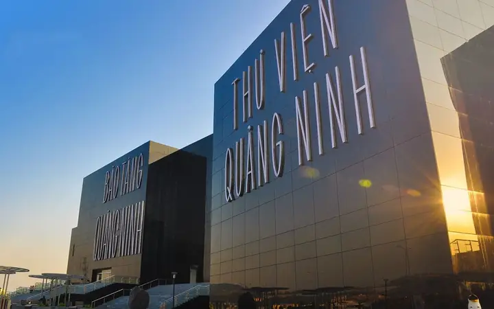 Ngoài Bãi Cháy, Hạ Long Còn Có 1 Bãi Biển Đẹp Khác: Từng Là Ngoài Bãi Cháy, Hạ Long Còn Có 1 Bãi Biển Đẹp Khác: Từng Là