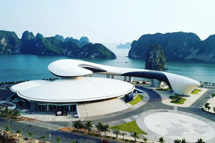 Ngoài Bãi Cháy, Hạ Long Còn Có 1 Bãi Biển Đẹp Khác: Từng Là Ngoài Bãi Cháy, Hạ Long Còn Có 1 Bãi Biển Đẹp Khác: Từng Là