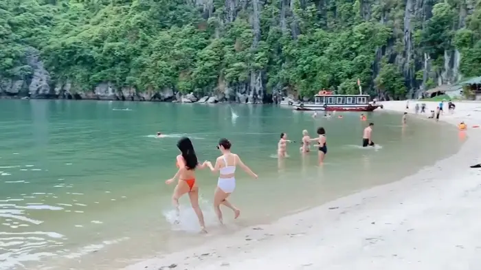 Bãi Tắm Hoàng Tử