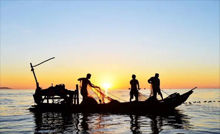 Biển Diễn Thành - Điểm Ngắm Hoàng Hôn “mê Hoặc” Giới Trẻ