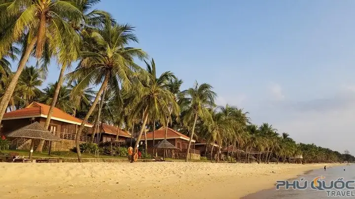#5. Bãi Biển Tại Bãi Dài