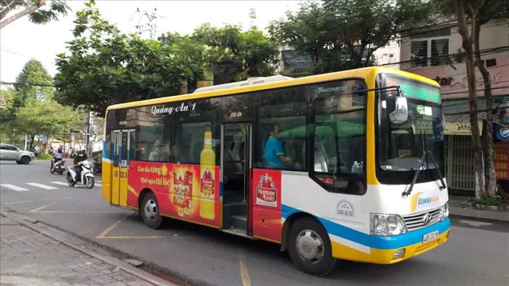 Xe Bus