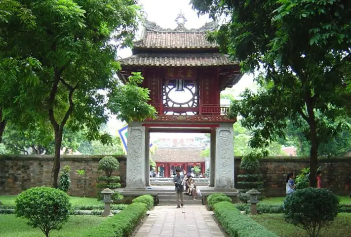 Giới Thiệu Văn Miếu Quốc Tử Giám – Trường Đại Học Đầu Tiên