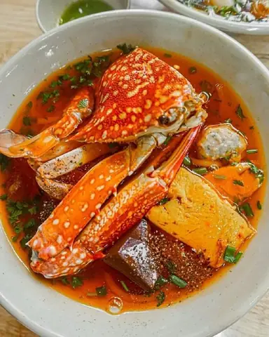 Đặc Sản Bánh Canh Ghẹ Của Hà Nội