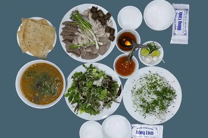 Bánh Hỏi Cháo Lòng Hồng Linh: 242 Lạc Long Quân