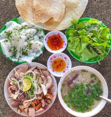 Quán Yến
