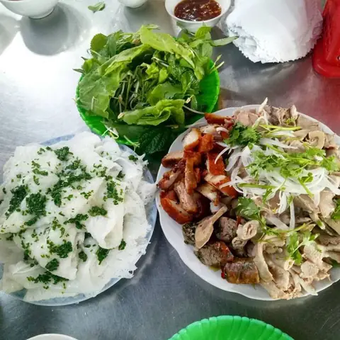 Quán Yến