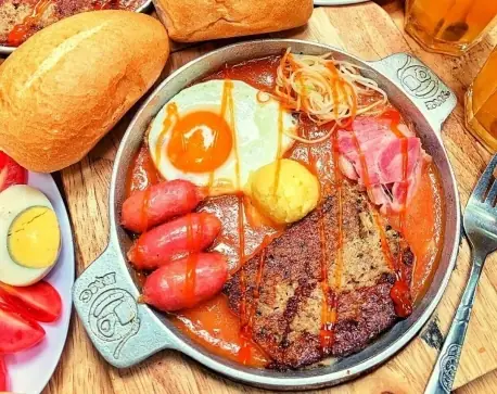 Bánh Mì Chảo Hà Nội - Gợi Ý 18 Quán Ngon Theo Từng Quận