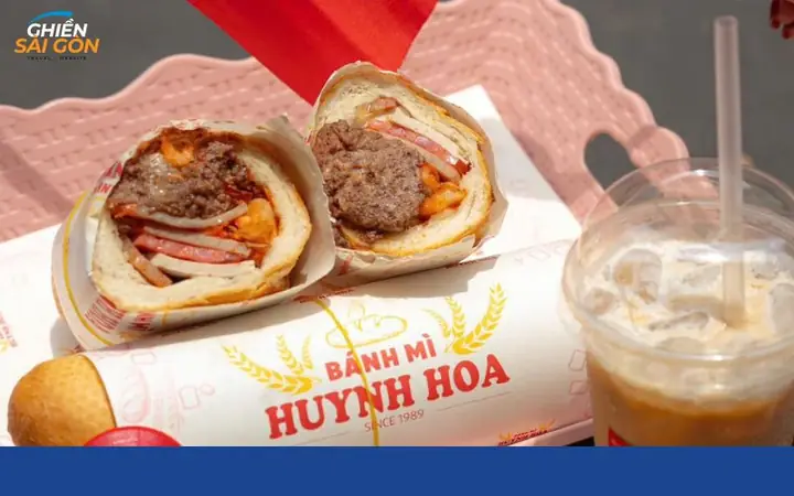 Có Nên Ghé Tiệm Bánh Mì Huynh Hoa Để Trải Nghiệm Ăn Uống Không?