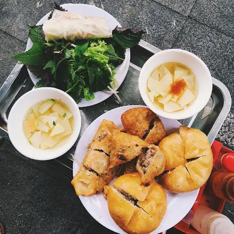 Bánh Rán Mặn Lý Quốc Sư: Món Ăn Đường Phố Hà Nội Gây Thương Nhớ Bánh Rán Mặn Lý Quốc Sư: Món Ăn Đường Phố Hà Nội Gây Thương Nhớ