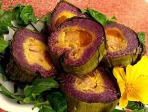 Bánh Tét Lá Cẩm Họ Huỳnh: Hương Vị Truyền Thống Nổi Tiếng Cần Thơ