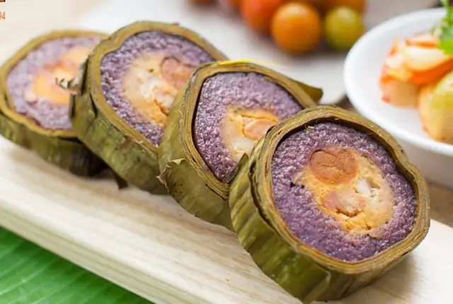 Bánh Tét Lá Cẩm Họ Huỳnh: Hương Vị Truyền Thống Nổi Tiếng Cần Thơ Bánh Tét Lá Cẩm Họ Huỳnh: Hương Vị Truyền Thống Nổi Tiếng Cần Thơ