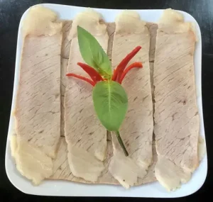(nlđo) - Đến Với Nhà Hàng Bánh Tráng Cuốn Thịt Heo 2 Đầu Da Con Lợn Béo Ở Phố Biển Nha Trang (tỉnh Khánh Hòa), Thực Khách Sẽ Cảm Nhận Một Phong Vị Lạ "thịt Heo Ngon Hơn Cả... Thịt Lợn"