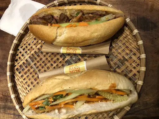 Banh Mi 25 Banh Mi 25