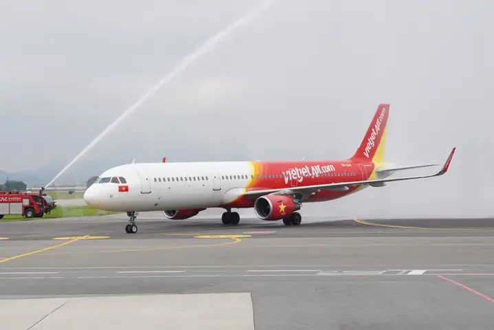 Những Quy Định Đặc Biệt Dành Cho Người Cao Tuổi Khi Đi Máy Bay ... Những Quy Định Đặc Biệt Dành Cho Người Cao Tuổi Khi Đi Máy Bay ...