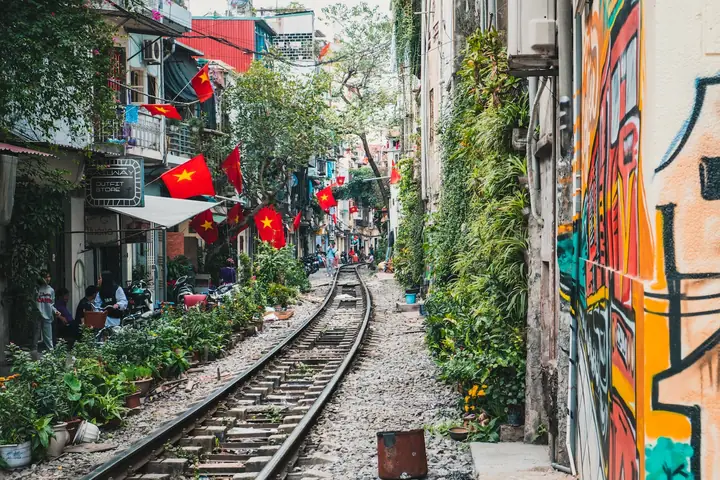Vé Máy Bay Cần Thơ - Hà Nội Vietjet Giá Rẻ, Tiện Ích Thả Ga | Vietjet Air