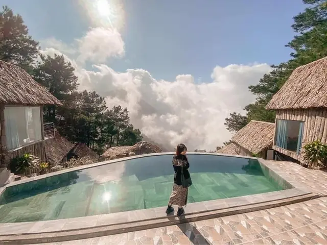 Bể Bơi Ở Pine Hill Homestay