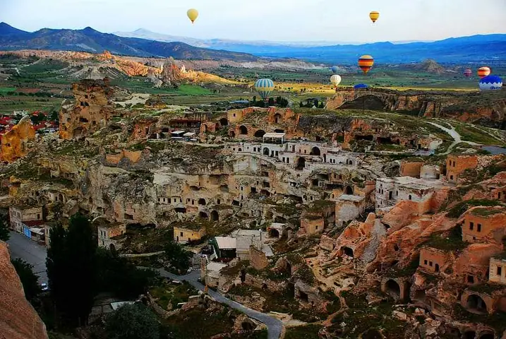 25 Best Countries To Visit In April - Holidify
