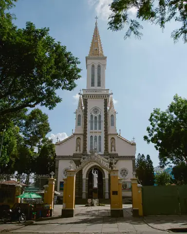 Notre-dame Cathedral Basilica Of Saigon Notre-dame Cathedral Basilica Of Saigon
