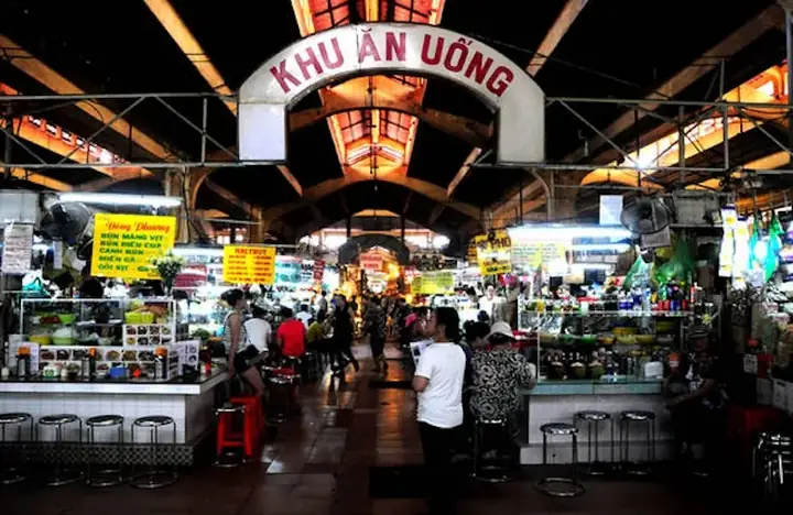 The Daytime Ben Thanh Market Food Experience: Inside The Hall The Daytime Ben Thanh Market Food Experience: Inside The Hall