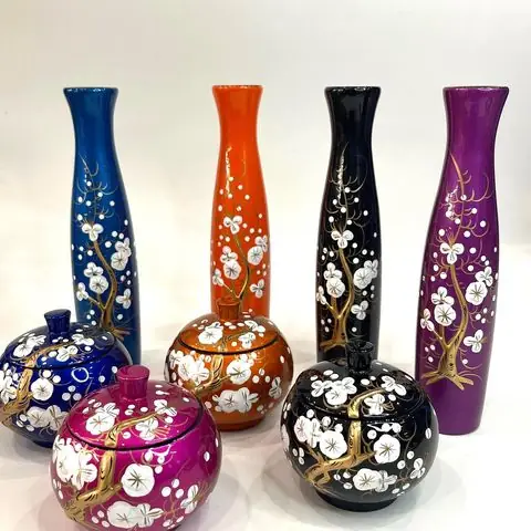 Lacquerware Lacquerware