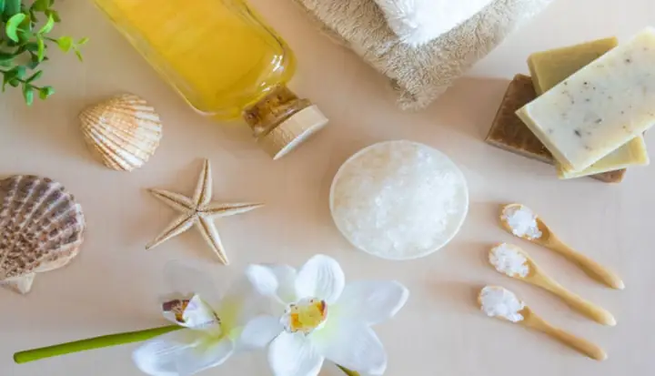 Mặt Nạ Trẻ Hóa Da Dầu Oliu Và Muối Biển