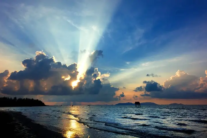 Chiêm Ngưỡng Bình Minh Rực Rỡ