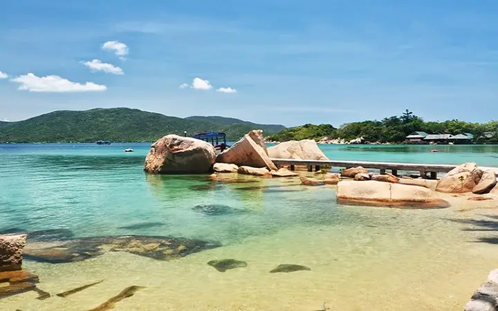 10. Vịnh Vân Phong