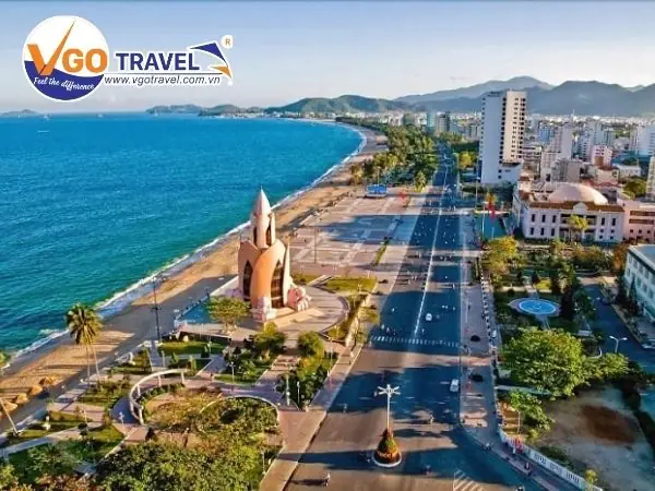 Bãi Biển Trần Phú Trái Tim Sôi Động Của Thành Phố Bãi Biển Trần Phú Trái Tim Sôi Động Của Thành Phố