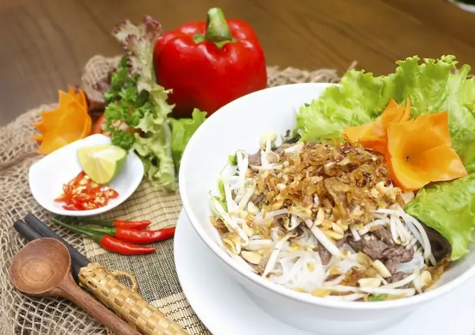 Top 7 Quán Bún Bò Nam Bộ Ngon Nhất Tại Hà Nội