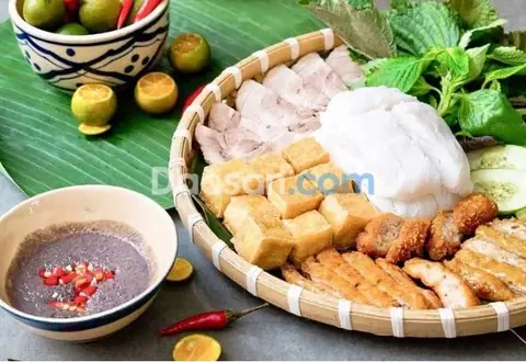 Một Phần Bún Đậu Mắm Tôm Có Bao Nhiêu Calo?