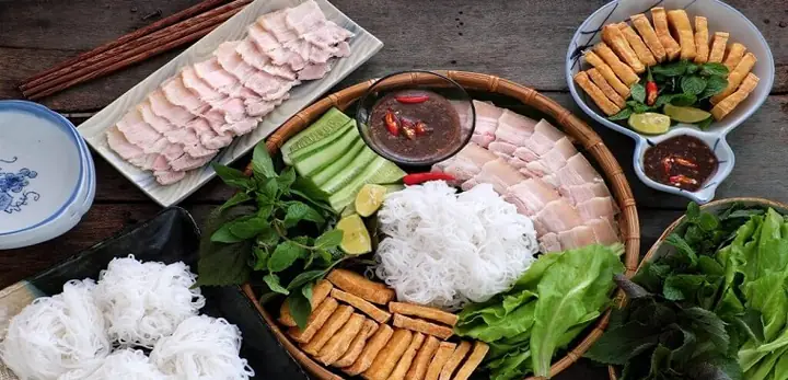 Quán Lộc Vừng