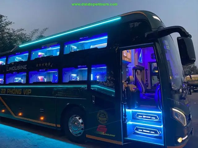 Private Cabin Vip Sleeper Bus From Nha Trang To Hoi An Or Da Nang Bus Schedule & Ticket