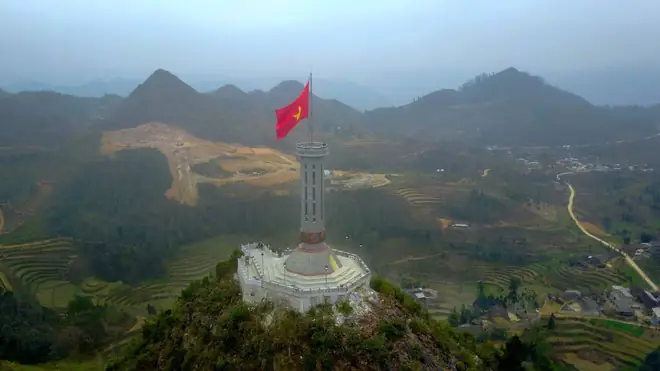 Cột Cờ Lũng Cú