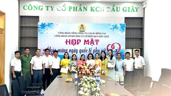 Các Hoạt Động Ngày 8 3