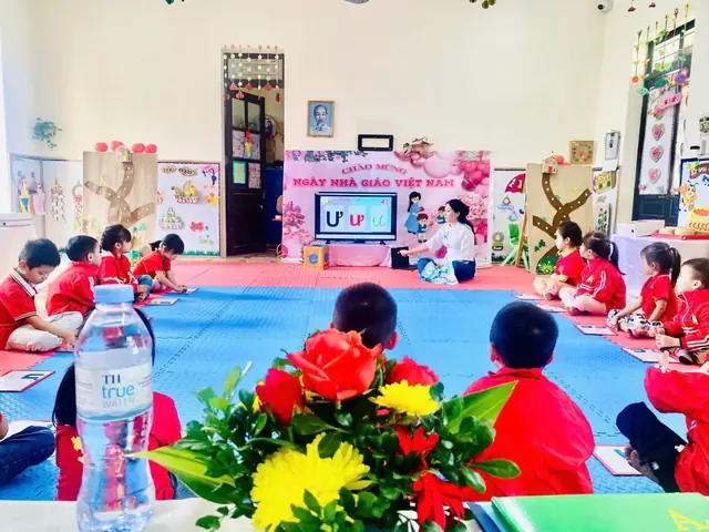 Các Hoạt Động Trong Ngày 20 11