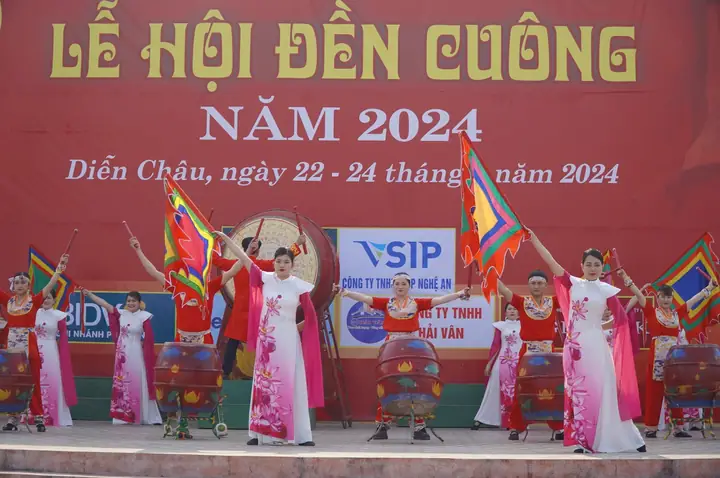 Lễ Hội Đền Cả