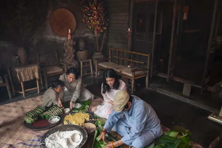 Gói Và Nấu Bánh Chưng, Bánh Tét