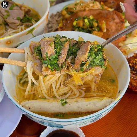 10. Phở Mây 10. Phở Mây