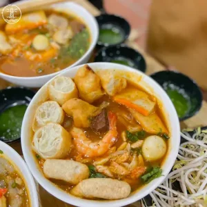 Bánh Canh Ghẹ Quận Nhất Vũng Tàu